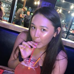 Meet your Posher, Fatima